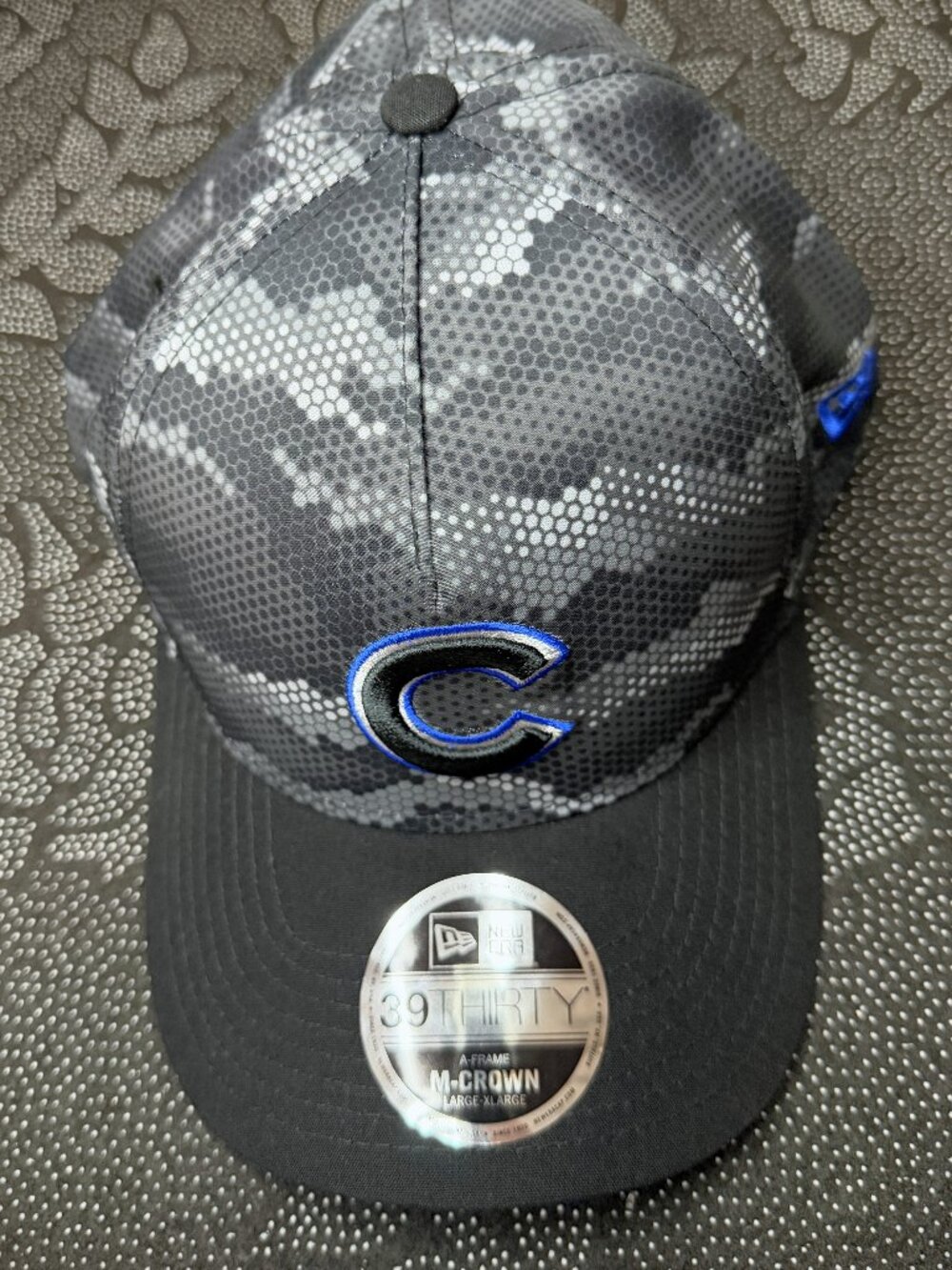 New Era 59FIFTY Chicago Cubs  Gray Digital Camo M-Crown Cap  Size L/XL